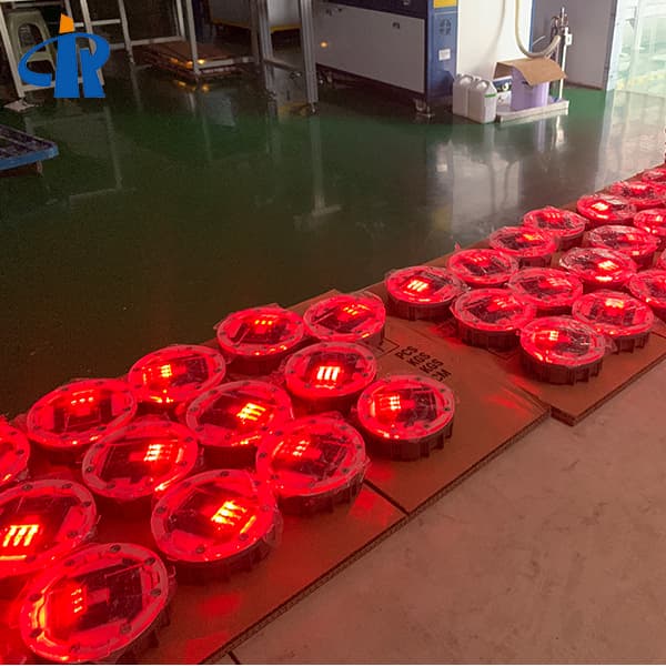 Amber Flashing Solar Pavement Markers With Stem